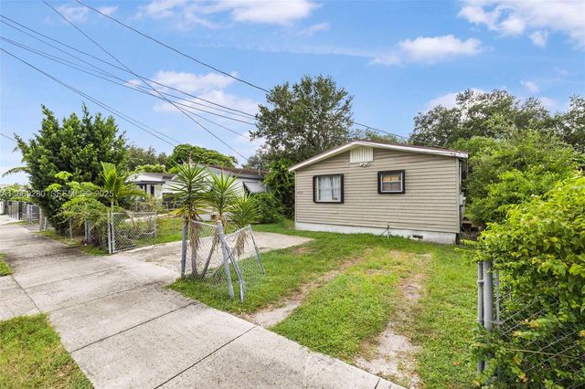 4510 NW 33rd Avenue, Miami, FL 33142