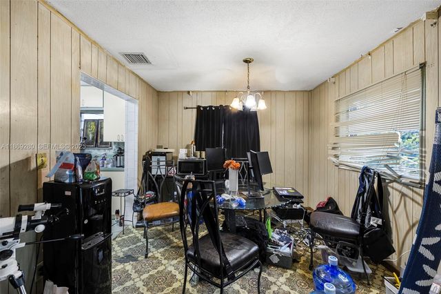 4510 NW 33rd Avenue, Miami, FL 33142