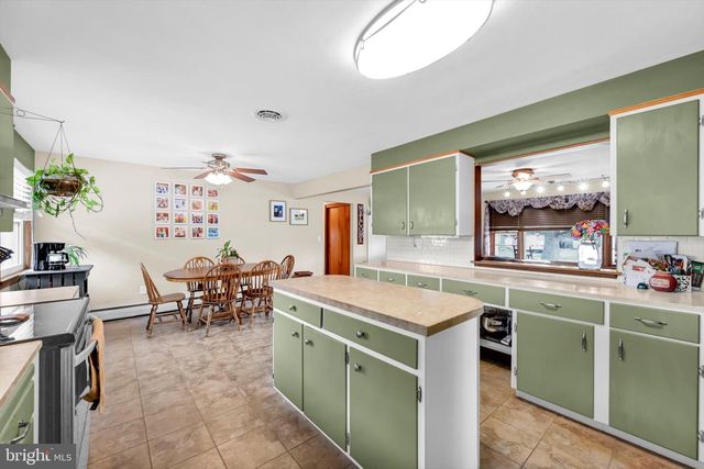 729 S 3RD AVE, Lebanon, PA 17042