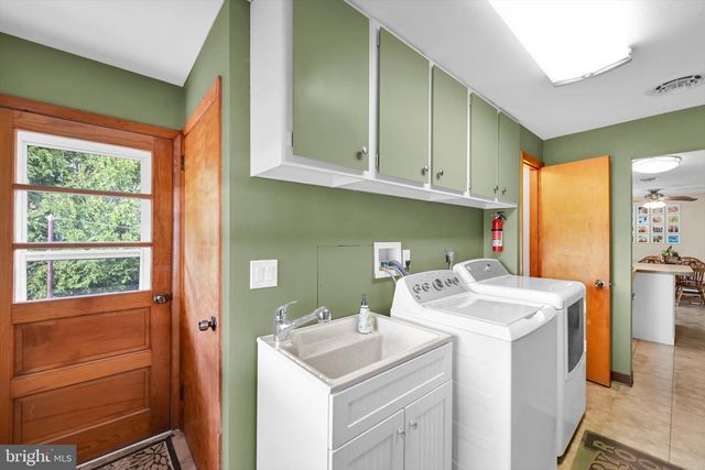 729 S 3RD AVE, Lebanon, PA 17042