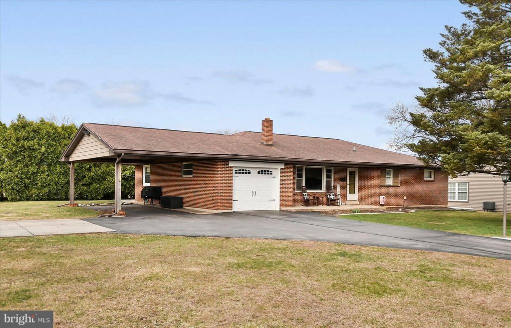 729 S 3RD AVE, Lebanon, PA 17042