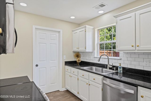 5642 Michaelson Drive, Olive Branch, MS 38654