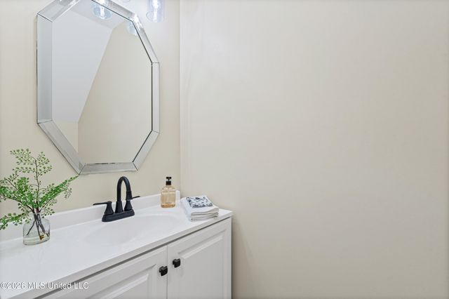 5642 Michaelson Drive, Olive Branch, MS 38654