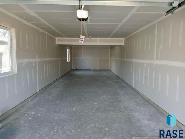 3412 N 10th Ave Avenue, Sioux Falls, SD 57104