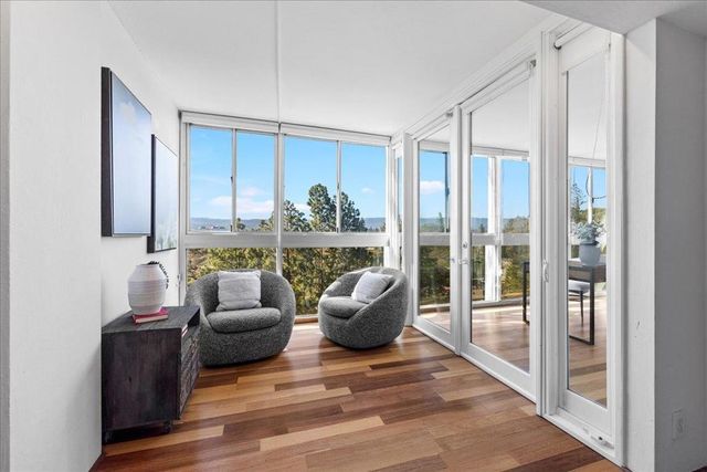 101 Alma Street 908, Palo Alto, CA 94301