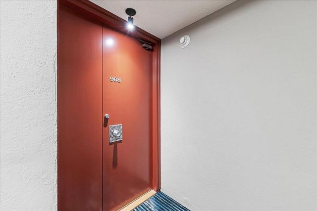 101 Alma Street 908, Palo Alto, CA 94301