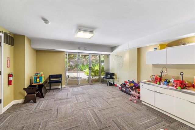 101 Alma Street 908, Palo Alto, CA 94301