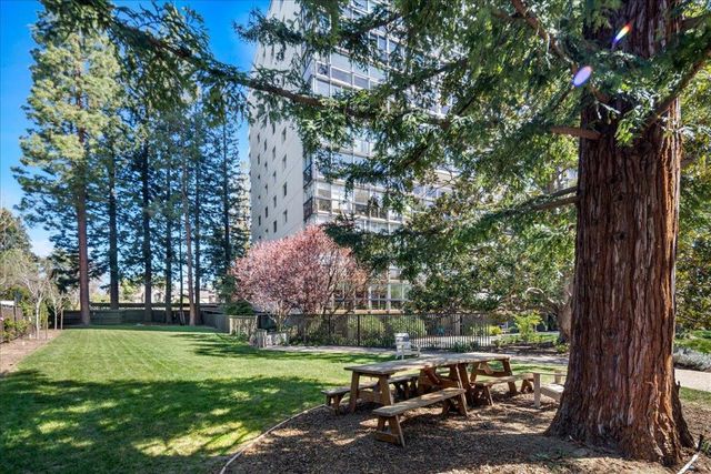 101 Alma Street 908, Palo Alto, CA 94301