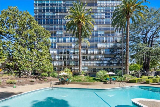 101 Alma Street 908, Palo Alto, CA 94301