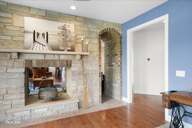 703 Glenda Court, Sandwich, IL 60548