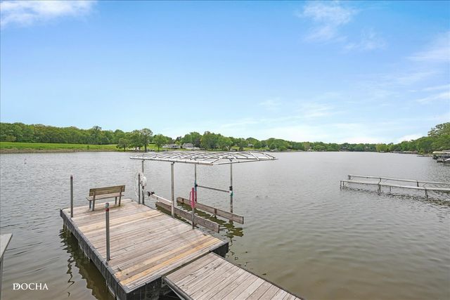 703 Glenda Court, Sandwich, IL 60548