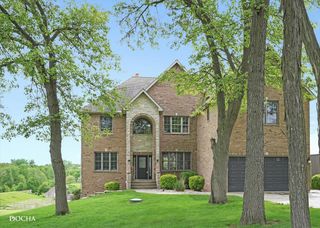 703 Glenda Court, Sandwich, IL 60548