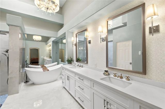 5 Northampton Court, Newport Beach, CA 92660