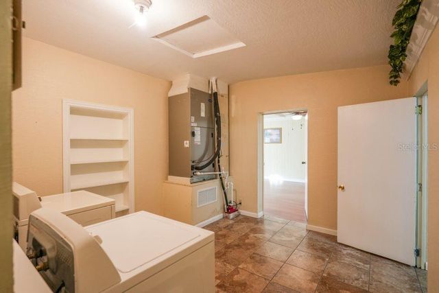 10031 UNION PARK DRIVE, Orlando, FL 32817