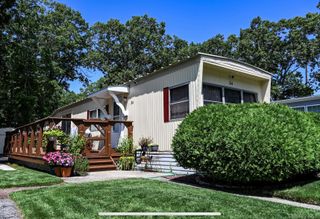 433-34 Mill Road, Calverton, NY 11933