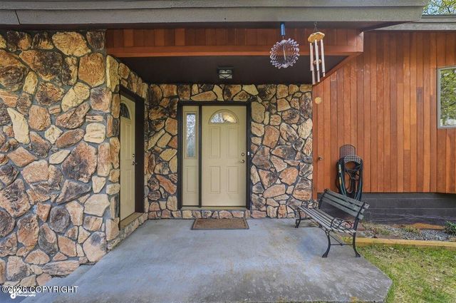 5220 Swallow Drive, Kenai, AK 99611
