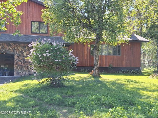 5220 Swallow Drive, Kenai, AK 99611