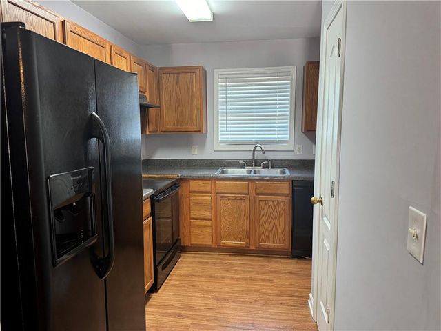 6516 Snowbird Lane, Douglasville, GA 30134