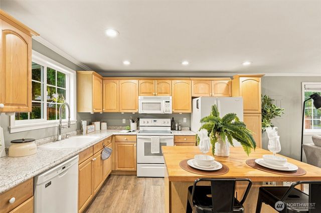 20818 Royal Anne Road, Bothell, WA 98021