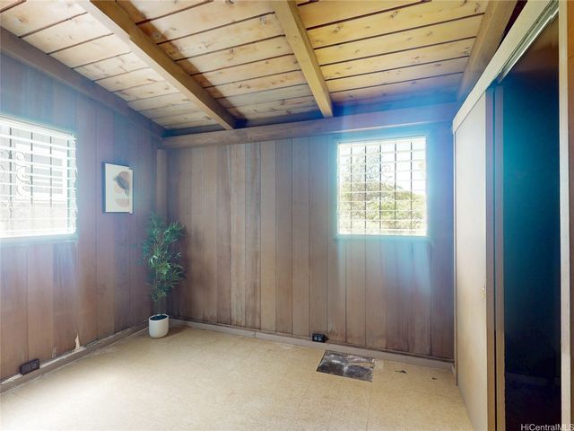 2347 Komo Mai Drive, Pearl City, HI 96782