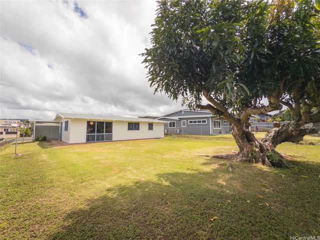 2347 Komo Mai Drive, Pearl City, HI 96782