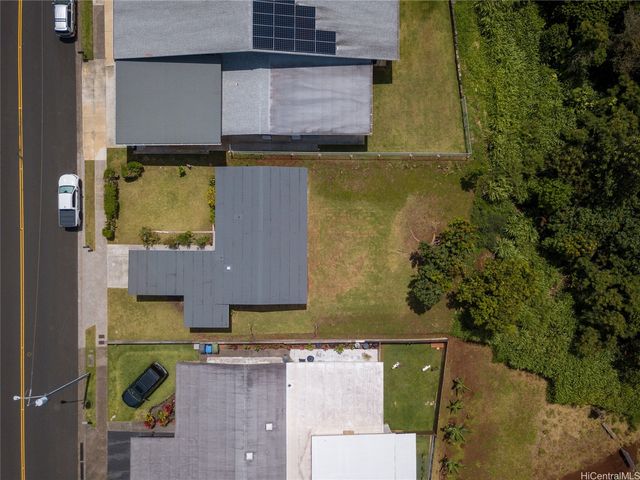2347 Komo Mai Drive, Pearl City, HI 96782