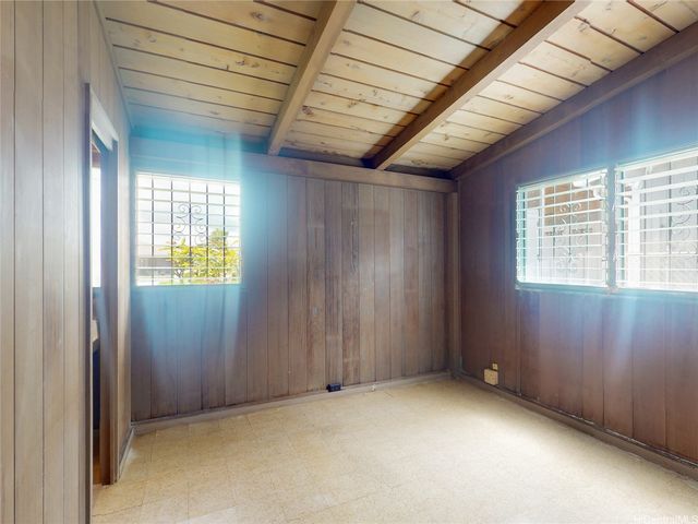 2347 Komo Mai Drive, Pearl City, HI 96782