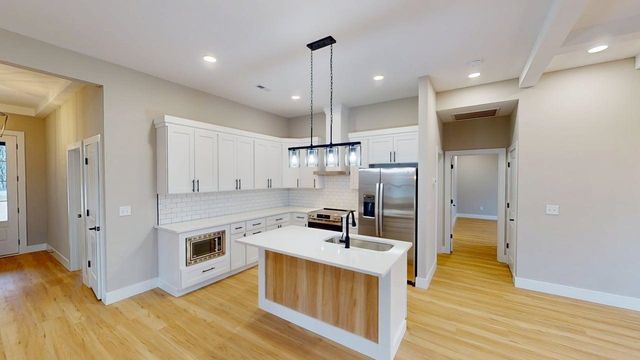 546 Dillon Street, Chesnee, SC 29323