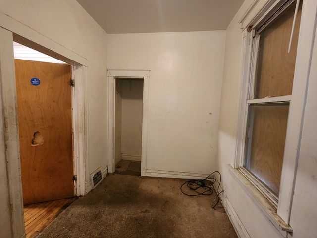 5242 S Sangamon Street, Chicago, IL 60609