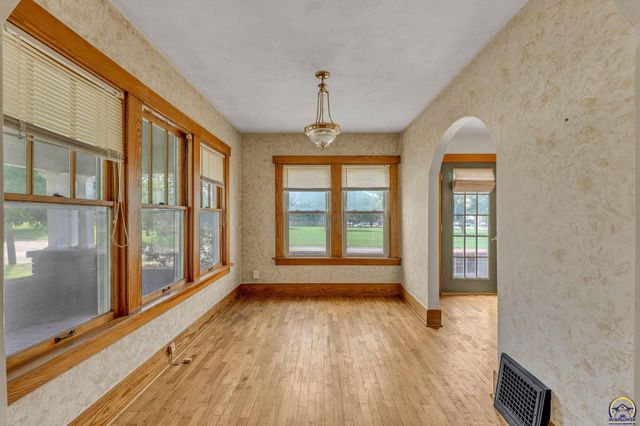 3324 SW Front St, Topeka, KS 66606
