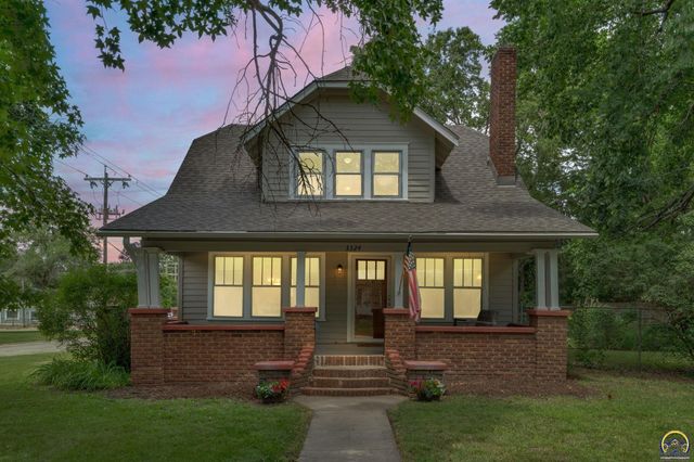 3324 SW Front St, Topeka, KS 66606