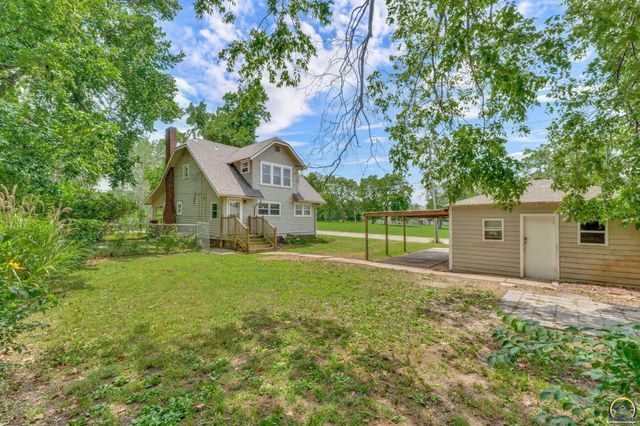 3324 SW Front St, Topeka, KS 66606