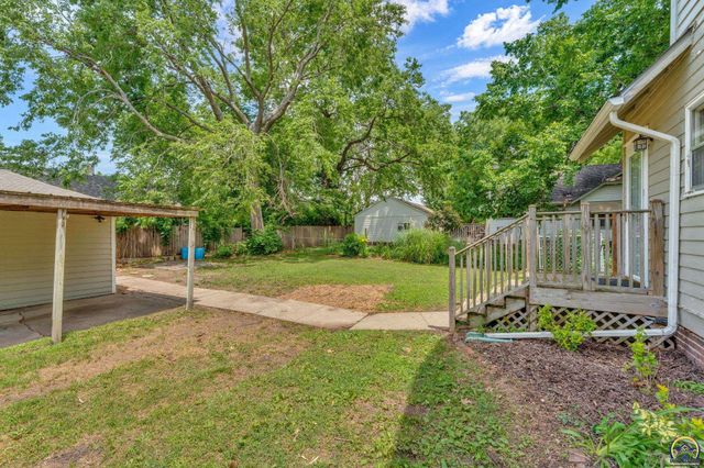 3324 SW Front St, Topeka, KS 66606