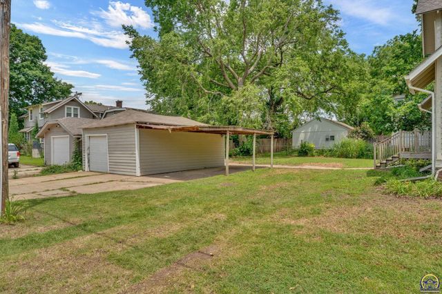 3324 SW Front St, Topeka, KS 66606