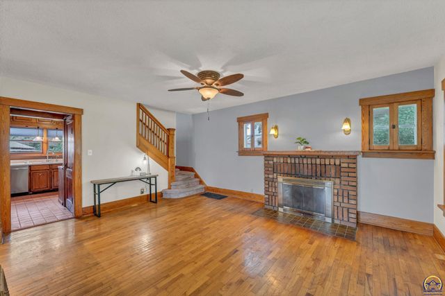 3324 SW Front St, Topeka, KS 66606