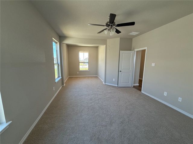 1215 Canton Dr, College Station, TX 77845