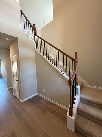 1215 Canton Dr, College Station, TX 77845