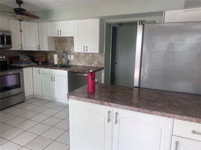 12073 104TH LANE, Largo, FL 33778