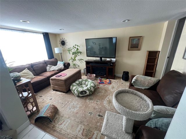 12073 104TH LANE, Largo, FL 33778