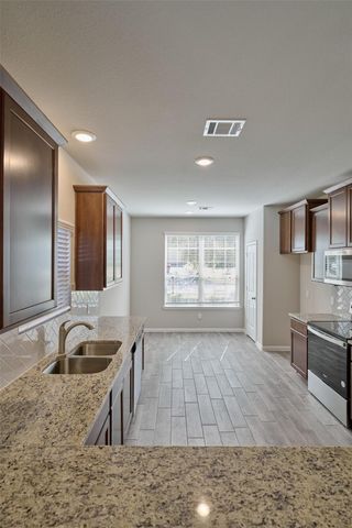 11330 Alcott Drive, Montgomery, TX 77356