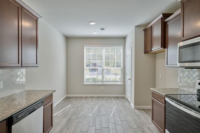 11330 Alcott Drive, Montgomery, TX 77356