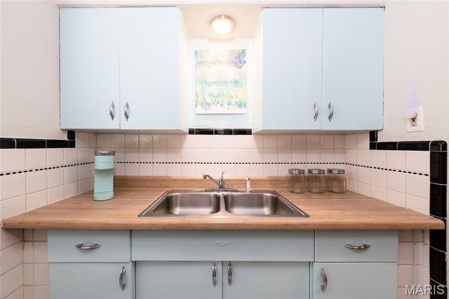 7118 Jamieson Avenue A, St Louis, MO 63109