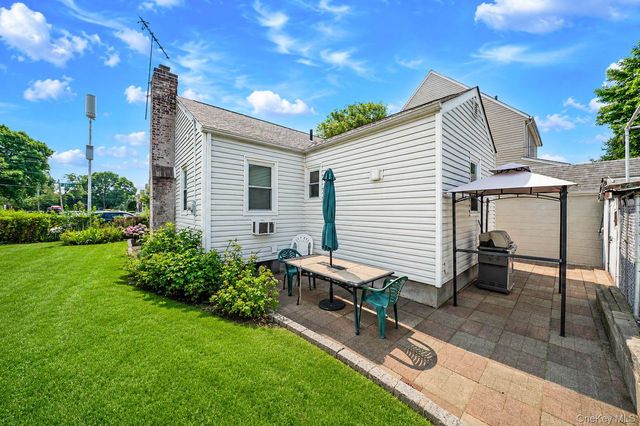 8602 241st Street, Bellerose, NY 11426