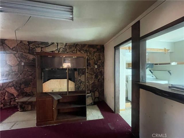 662 Riverside, Sugarloaf, CA 92386