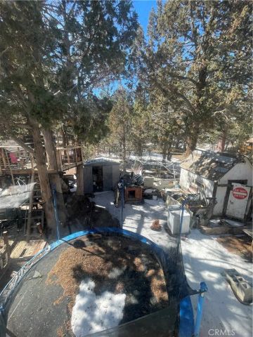 662 Riverside, Sugarloaf, CA 92386