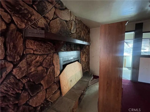 662 Riverside, Sugarloaf, CA 92386