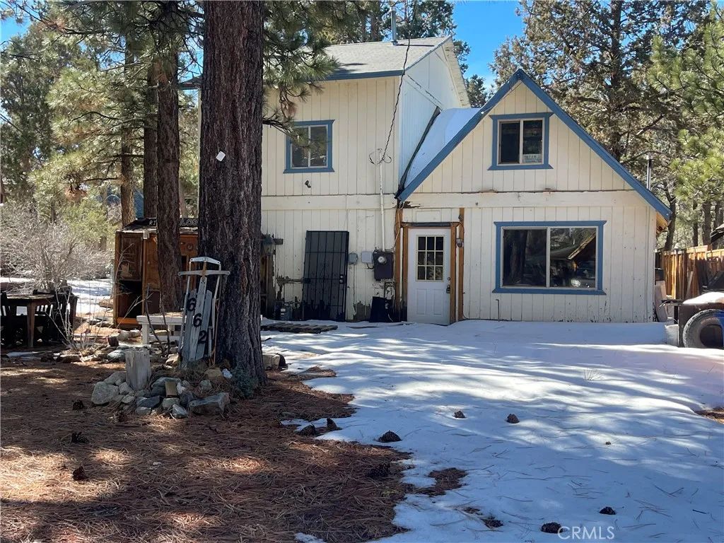 662 Riverside, Sugarloaf, CA 92386