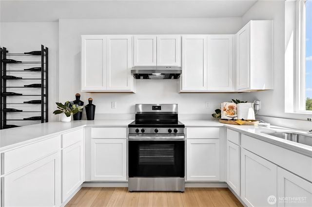 9662 Mineral Avenue NW, Silverdale, WA 98383