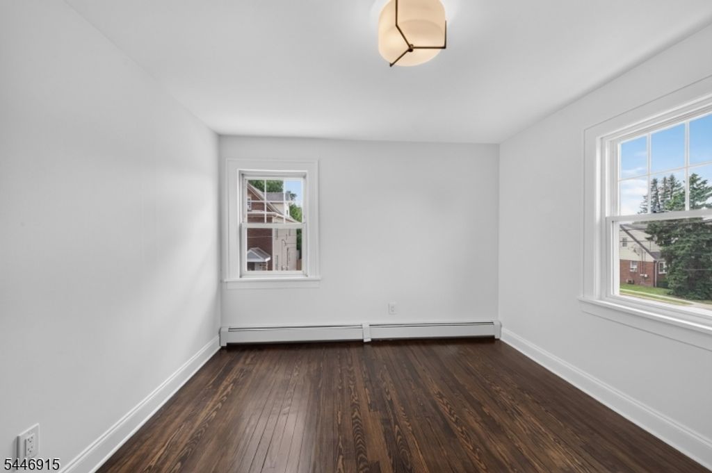 289 Hathaway St, Wallington Boro, NJ 07057 — photo 3