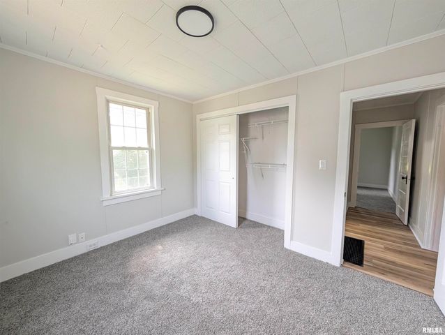 1401 MARKET Street, Pekin, IL 61554